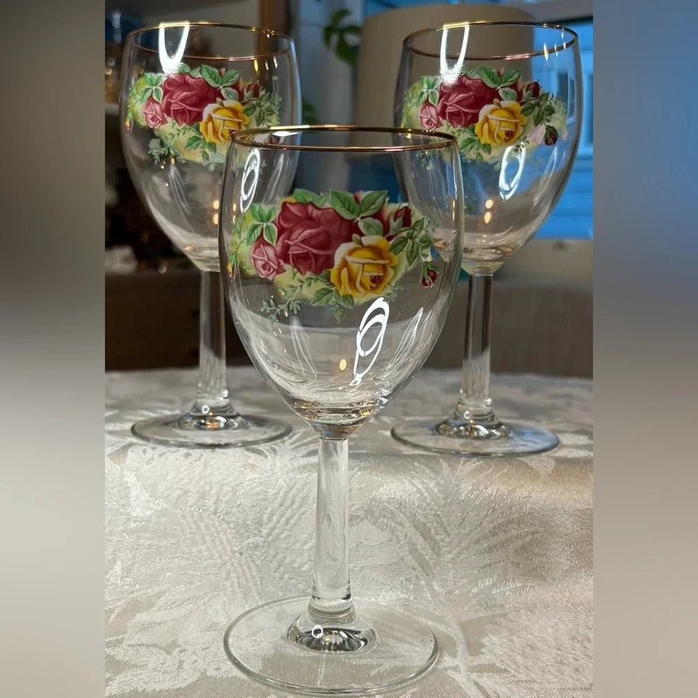 Vintage Royal Albert Old Country Roses Wine Glass Set Barware Burgundy Gold Rim